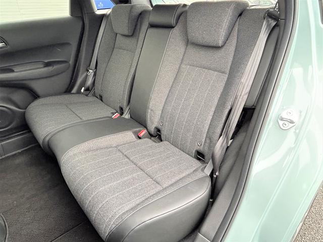 フィット ホーム　ホンダセンシング　メモリーナビ　禁煙車　衝突被害軽減ブレーキ　ＬＥＤヘッドランプ　オートハイビーム　プッシュエンジンスタート　サイド・カーテンエアバッグ　ギャザズメモリーナビ＆バックカメラ　前後ドライブレコーダー　ＥＴＣ２．０（35枚目）