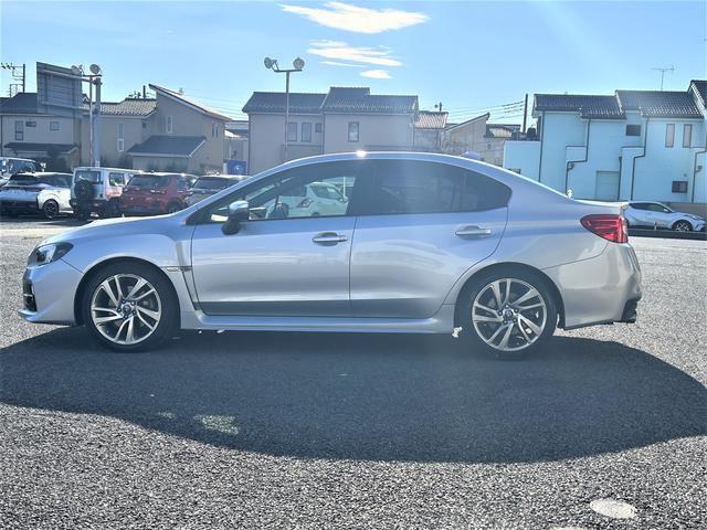 ＷＲＸ Ｓ４ ２．０ＧＴ－Ｓアイサイト　前席パワーシート　１８インチアルミ　ビルシュタインサスペンション　半革シート　アイサイトバージョン３　リヤリップスポイラー　トランクスルー　ＬＥＤヘッドランプ　カロッツェリアＨＤＤナビ＆バックカメラ　ＥＴＣ２．０（3枚目）