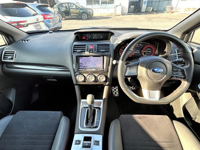 ＷＲＸ Ｓ４ ２．０ＧＴ－Ｓアイサイト　前席パワーシート　１８インチアルミ　ビルシュタインサスペンション　半革シート　アイサイトバージョン３　リヤリップスポイラー　トランクスルー　ＬＥＤヘッドランプ　カロッツェリアＨＤＤナビ＆バックカメラ　ＥＴＣ２．０（6枚目）