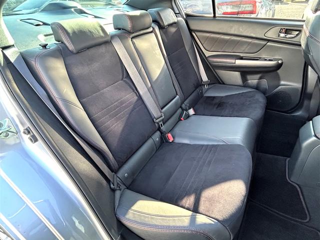 ＷＲＸ Ｓ４ ２．０ＧＴ－Ｓアイサイト　前席パワーシート　１８インチアルミ　ビルシュタインサスペンション　半革シート　アイサイトバージョン３　リヤリップスポイラー　トランクスルー　ＬＥＤヘッドランプ　カロッツェリアＨＤＤナビ＆バックカメラ　ＥＴＣ２．０（18枚目）