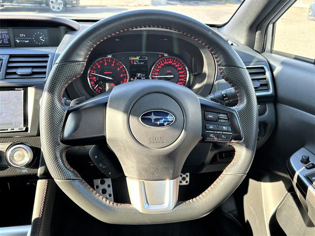 ＷＲＸ Ｓ４ ２．０ＧＴ－Ｓアイサイト　前席パワーシート　１８インチアルミ　ビルシュタインサスペンション　半革シート　アイサイトバージョン３　リヤリップスポイラー　トランクスルー　ＬＥＤヘッドランプ　カロッツェリアＨＤＤナビ＆バックカメラ　ＥＴＣ２．０（20枚目）