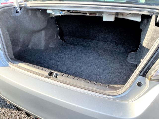 ＷＲＸ Ｓ４ ２．０ＧＴ－Ｓアイサイト　前席パワーシート　１８インチアルミ　ビルシュタインサスペンション　半革シート　アイサイトバージョン３　リヤリップスポイラー　トランクスルー　ＬＥＤヘッドランプ　カロッツェリアＨＤＤナビ＆バックカメラ　ＥＴＣ２．０（25枚目）