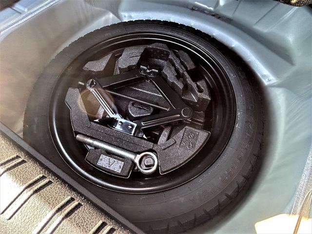 ＷＲＸ Ｓ４ ２．０ＧＴ－Ｓアイサイト　前席パワーシート　１８インチアルミ　ビルシュタインサスペンション　半革シート　アイサイトバージョン３　リヤリップスポイラー　トランクスルー　ＬＥＤヘッドランプ　カロッツェリアＨＤＤナビ＆バックカメラ　ＥＴＣ２．０（27枚目）