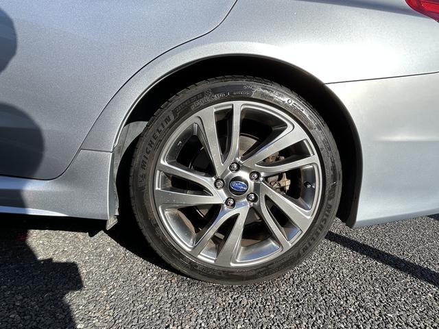 ＷＲＸ Ｓ４ ２．０ＧＴ－Ｓアイサイト　前席パワーシート　１８インチアルミ　ビルシュタインサスペンション　半革シート　アイサイトバージョン３　リヤリップスポイラー　トランクスルー　ＬＥＤヘッドランプ　カロッツェリアＨＤＤナビ＆バックカメラ　ＥＴＣ２．０（39枚目）