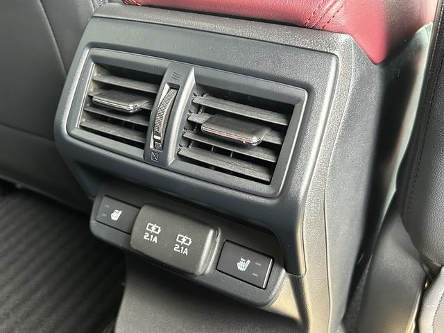 レヴォーグ STI Sport EX 11.6インチナビ FSRカメラ 本革シート 液晶メーター スマートキー ドライバーモニタリングシステム パワーリヤゲート オートハイビーム 後側方レーダー 電子制御サスペンション 大画面ナビ ETC2.0 前後ドライブレコーダー(22枚目)