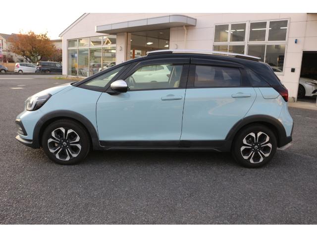 フィット クロスター　ナビ　ＥＴＣ２．０　Ｒカメラ　ホンダセンシング　ドラレコ前後　Ｒソナー　ＬＥＤヘッドライト　スマートキー　プッシュスタート　追従クルコン　アイドリングストップ　ルーフレール　専用アルミホイール（11枚目）