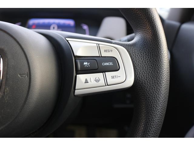 フィット クロスター　ナビ　ＥＴＣ２．０　Ｒカメラ　ホンダセンシング　ドラレコ前後　Ｒソナー　ＬＥＤヘッドライト　スマートキー　プッシュスタート　追従クルコン　アイドリングストップ　ルーフレール　専用アルミホイール（19枚目）