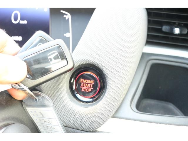 フィット クロスター　ナビ　ＥＴＣ２．０　Ｒカメラ　ホンダセンシング　ドラレコ前後　Ｒソナー　ＬＥＤヘッドライト　スマートキー　プッシュスタート　追従クルコン　アイドリングストップ　ルーフレール　専用アルミホイール（29枚目）