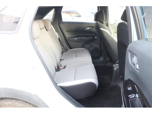 フィット クロスター　ナビ　ＥＴＣ２．０　Ｒカメラ　ホンダセンシング　ドラレコ前後　Ｒソナー　ＬＥＤヘッドライト　スマートキー　プッシュスタート　追従クルコン　アイドリングストップ　ルーフレール　専用アルミホイール（32枚目）