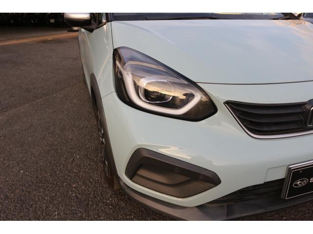 フィット クロスター　ナビ　ＥＴＣ２．０　Ｒカメラ　ホンダセンシング　ドラレコ前後　Ｒソナー　ＬＥＤヘッドライト　スマートキー　プッシュスタート　追従クルコン　アイドリングストップ　ルーフレール　専用アルミホイール（41枚目）