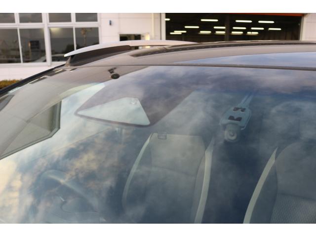 フィット クロスター　ナビ　ＥＴＣ２．０　Ｒカメラ　ホンダセンシング　ドラレコ前後　Ｒソナー　ＬＥＤヘッドライト　スマートキー　プッシュスタート　追従クルコン　アイドリングストップ　ルーフレール　専用アルミホイール（42枚目）