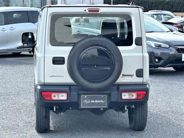 ジムニー ＸＧ　車検整備２年付き　カロッツェリアナビ　タイヤ新品渡し　ヒルディセントコントロール　リモコンキー　横滑り防止装置　ヒルホールドコントロール　１オーナー車　サイド・カーテンエアバッグ　カロッツェリアナビ　ブルートゥースオーディオ対応（5枚目）