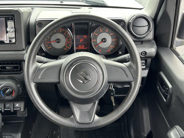 ジムニー ＸＧ　車検整備２年付き　カロッツェリアナビ　タイヤ新品渡し　ヒルディセントコントロール　リモコンキー　横滑り防止装置　ヒルホールドコントロール　１オーナー車　サイド・カーテンエアバッグ　カロッツェリアナビ　ブルートゥースオーディオ対応（16枚目）