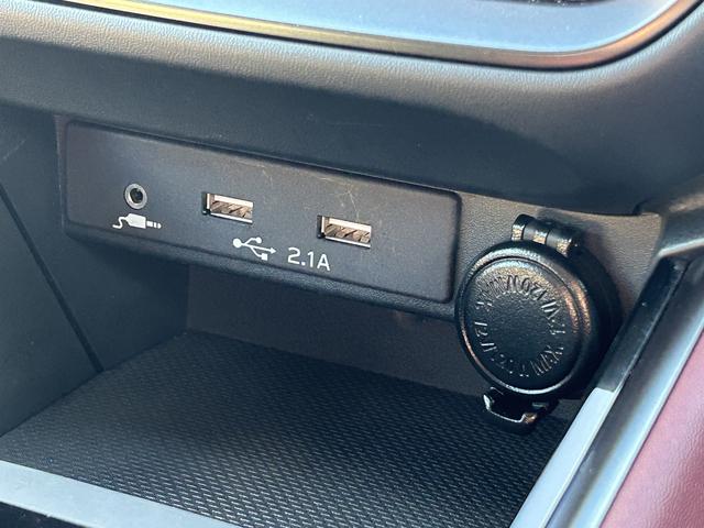 レヴォーグ STIスポーツEX 11.6インチモニターナビ 本革シート ドライバーモニタリング 液晶メーター スマートリヤビューミラー 電子制御サスペンション ステアリング連動ヘッドライト&オートハイビーム 後側方レーダー フロントコーナーセンサー(15枚目)