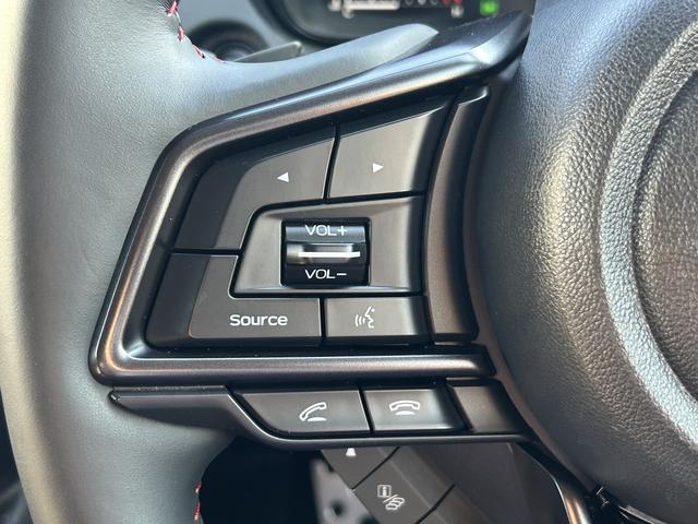 レヴォーグ STIスポーツEX 11.6インチモニターナビ 本革シート ドライバーモニタリング 液晶メーター スマートリヤビューミラー 電子制御サスペンション ステアリング連動ヘッドライト&オートハイビーム 後側方レーダー フロントコーナーセンサー(23枚目)