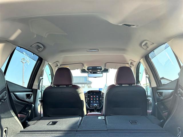 レヴォーグ STIスポーツEX 11.6インチモニターナビ 本革シート ドライバーモニタリング 液晶メーター スマートリヤビューミラー 電子制御サスペンション ステアリング連動ヘッドライト&オートハイビーム 後側方レーダー フロントコーナーセンサー(32枚目)