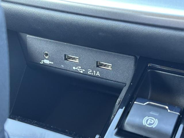 レガシィアウトバック リミテッド アイサイトX 前席パワーシート 車検整備2年付 ドライバーモニタリングシステム 前席電動 大型ナビモニター 液晶メーター ETC2.0 ドライブレコーダー 後側方レーダー ステアリング連動ヘッドライト&オートハイビーム ルーフレール(16枚目)