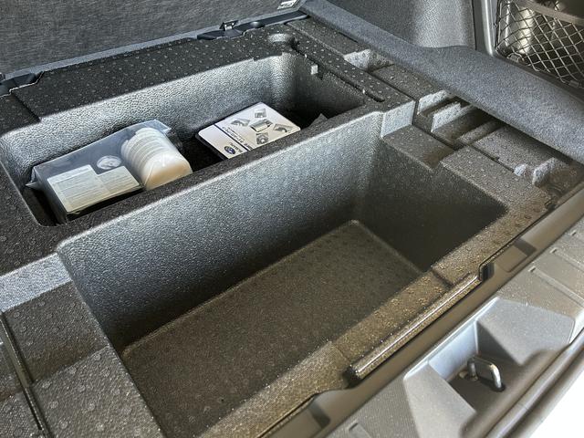 レガシィアウトバック リミテッド アイサイトX 前席パワーシート 車検整備2年付 ドライバーモニタリングシステム 前席電動 大型ナビモニター 液晶メーター ETC2.0 ドライブレコーダー 後側方レーダー ステアリング連動ヘッドライト&オートハイビーム ルーフレール(33枚目)