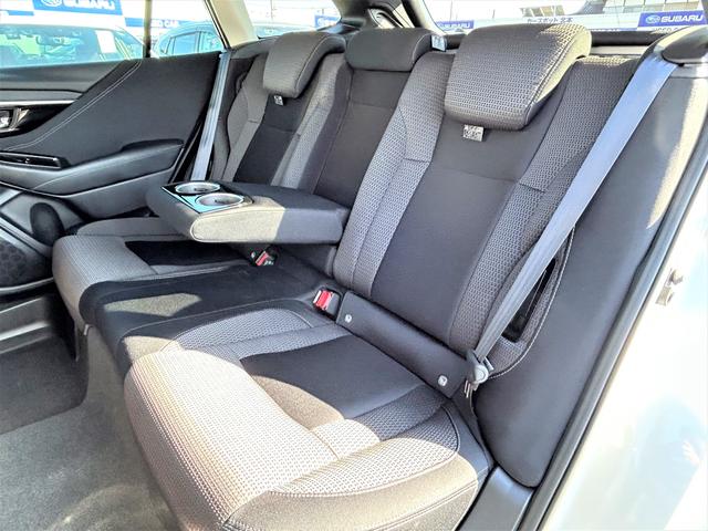 レガシィアウトバック リミテッド アイサイトX 前席パワーシート 車検整備2年付 ドライバーモニタリングシステム 前席電動 大型ナビモニター 液晶メーター ETC2.0 ドライブレコーダー 後側方レーダー ステアリング連動ヘッドライト&オートハイビーム ルーフレール(36枚目)