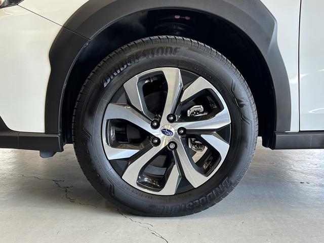 レガシィアウトバック リミテッド アイサイトX 前席パワーシート 車検整備2年付 ドライバーモニタリングシステム 前席電動 大型ナビモニター 液晶メーター ETC2.0 ドライブレコーダー 後側方レーダー ステアリング連動ヘッドライト&オートハイビーム ルーフレール(47枚目)