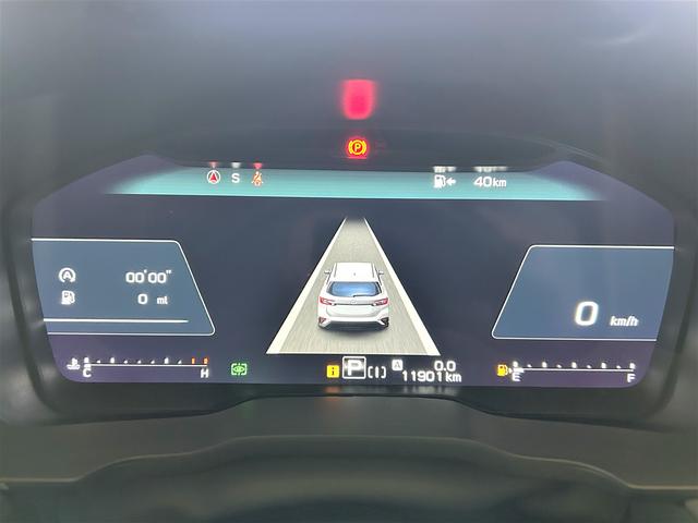 レヴォーグ 1.8GTーH EX アイサイトX サンルーフ 大型モニター 11.6インチナビ フロントパワーシート 液晶メーター サンルーフ スマートリヤビューミラー ハーマンカードンサウンドシステム 電動リヤゲート 誤後退ブレーキサポート 前後ドラレコ ETC2.0(11枚目)