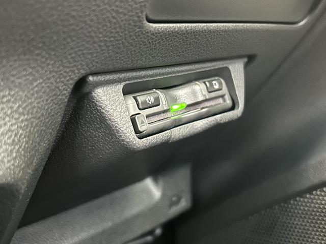 レヴォーグ 1.8GTーH EX アイサイトX サンルーフ 大型モニター 11.6インチナビ フロントパワーシート 液晶メーター サンルーフ スマートリヤビューミラー ハーマンカードンサウンドシステム 電動リヤゲート 誤後退ブレーキサポート 前後ドラレコ ETC2.0(18枚目)