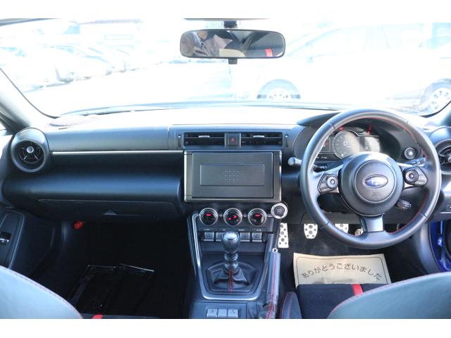 BRZ S 6速マニュアル 禁煙車 プッシュスタート LEDヘッドライト クルーズコントロール スマートキー シートヒーター(5枚目)