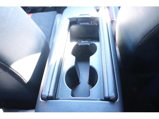 BRZ S 6速マニュアル 禁煙車 プッシュスタート LEDヘッドライト クルーズコントロール スマートキー シートヒーター(19枚目)