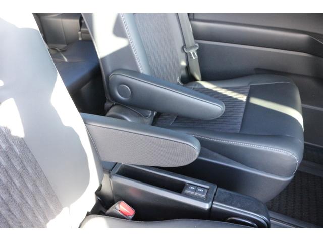 ノア S-Z 純正ナビ 両側電動スライドドア 販売時タイヤ新品交換 ETC2.0 バックカメラ Fドラレコ ドラレコ前後 LEDヘッドライト オートマチックハイビーム スマートキー プッシュスタート 追従クルコン 防眩ルームミラー モデリスタ製Fアンダースポイラー(40枚目)