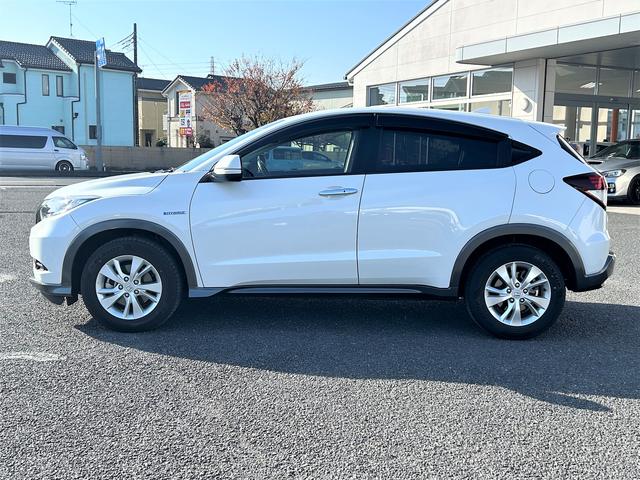 ヴェゼル ハイブリッドXホンダセンシング ギャザズナビ 車検整備2年付 ホンダセンシング アダプティブクルコン 左右独立温調エアコン マルチインフォメーションディスプレイ LEDヘッドランプ ギャザズナビゲーション&バックカメラ ETC 前後ドライブレコーダー(3枚目)