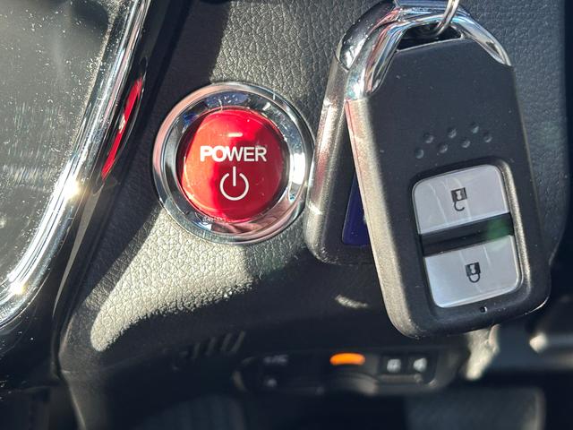 ヴェゼル ハイブリッドXホンダセンシング ギャザズナビ 車検整備2年付 ホンダセンシング アダプティブクルコン 左右独立温調エアコン マルチインフォメーションディスプレイ LEDヘッドランプ ギャザズナビゲーション&バックカメラ ETC 前後ドライブレコーダー(22枚目)