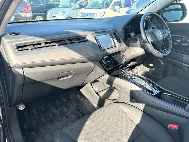 ヴェゼル ハイブリッドXホンダセンシング ギャザズナビ 車検整備2年付 ホンダセンシング アダプティブクルコン 左右独立温調エアコン マルチインフォメーションディスプレイ LEDヘッドランプ ギャザズナビゲーション&バックカメラ ETC 前後ドライブレコーダー(43枚目)