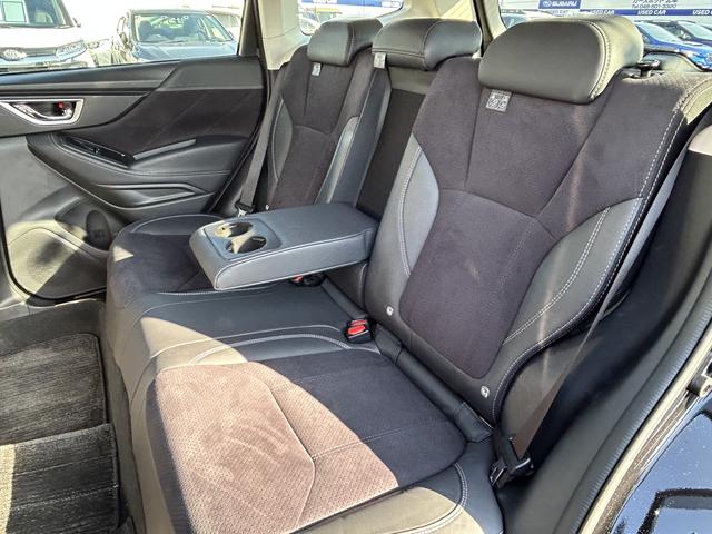 フォレスター スポーツ パワーシート パナソニック8型ナビ ステアリング連動ヘッドライト Xモード 前席パワーシート アイサイトセーフティープラス ルーフレール スマートRビューミラー ステアリングヒーター 18インチアルミホイール パナSDナビ FSRカメラ(35枚目)