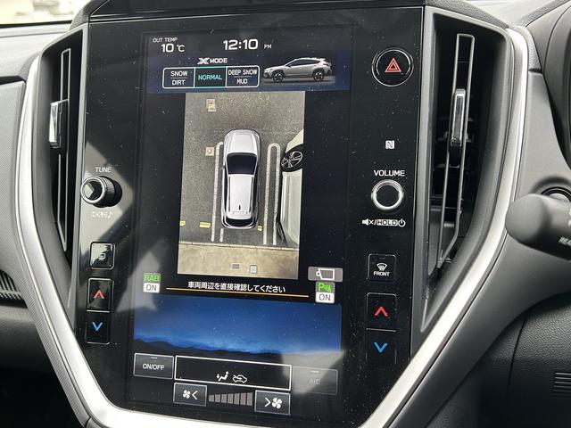 クロストレック リミテッド　サンルーフ　１１．６インチセンターモニター　大型ナビ　全周囲カメラ　ハンドルヒーター　サンルーフ　自動防眩ミラー　ドライバーモニタリングシステム　前席パワーシート　ＳＴＩアルミホイール・ルーフスポイラー　後方ソナー（11枚目）