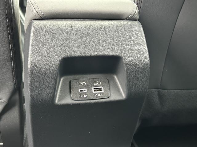 クロストレック リミテッド　サンルーフ　１１．６インチセンターモニター　大型ナビ　全周囲カメラ　ハンドルヒーター　サンルーフ　自動防眩ミラー　ドライバーモニタリングシステム　前席パワーシート　ＳＴＩアルミホイール・ルーフスポイラー　後方ソナー（27枚目）