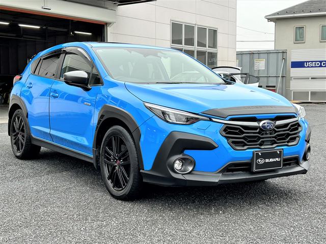 クロストレック リミテッド　サンルーフ　１１．６インチセンターモニター　大型ナビ　全周囲カメラ　ハンドルヒーター　サンルーフ　自動防眩ミラー　ドライバーモニタリングシステム　前席パワーシート　ＳＴＩアルミホイール・ルーフスポイラー　後方ソナー（30枚目）