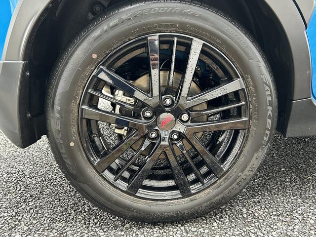 クロストレック リミテッド　サンルーフ　１１．６インチセンターモニター　大型ナビ　全周囲カメラ　ハンドルヒーター　サンルーフ　自動防眩ミラー　ドライバーモニタリングシステム　前席パワーシート　ＳＴＩアルミホイール・ルーフスポイラー　後方ソナー（38枚目）