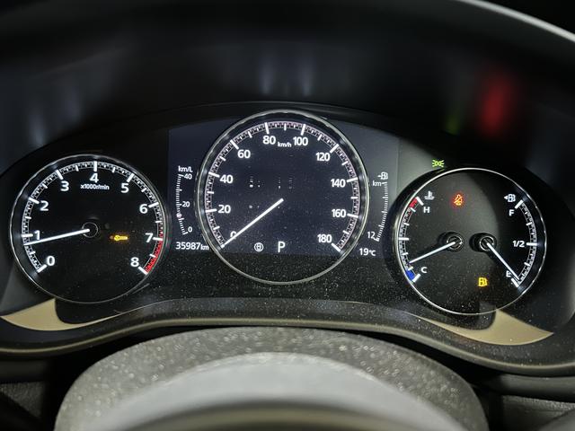 ＭＡＺＤＡ３ファストバック １５Ｓツーリング　純正ナビ　衝突被害軽減ブレーキ　純正８インチナビ　ドライバーモニタリングシステム　衝突被害軽減ブレーキ　追従クルコン　全周囲カメラ　オートハイビーム　マルチインフォメーションディスプレィ　障害物センサー　ドラレコ　ＥＴＣ（15枚目）