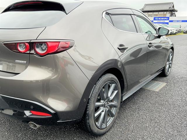ＭＡＺＤＡ３ファストバック １５Ｓツーリング　純正ナビ　衝突被害軽減ブレーキ　純正８インチナビ　ドライバーモニタリングシステム　衝突被害軽減ブレーキ　追従クルコン　全周囲カメラ　オートハイビーム　マルチインフォメーションディスプレィ　障害物センサー　ドラレコ　ＥＴＣ（43枚目）