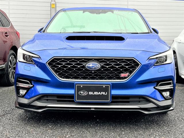 レヴォーグ ＳＴＩスポーツ　ＥＸ　ＳＴＩエアロ　電子制御サスペンション　アイサイトＸ搭載　１１．６インチ大型モニター　ドライバーモニタリングシステム　専用本革シート　パワーリヤゲート　ステアリング連動ヘッドライト　フロント・サイド・バックカメラ　ＥＴＣ２．０（4枚目）