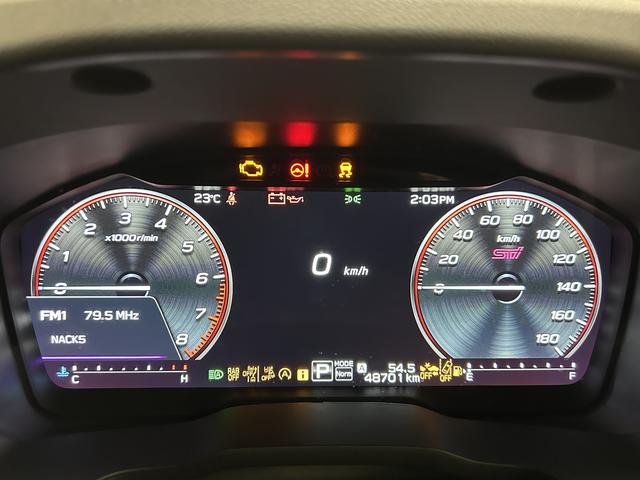 レヴォーグ ＳＴＩスポーツ　ＥＸ　ＳＴＩエアロ　電子制御サスペンション　アイサイトＸ搭載　１１．６インチ大型モニター　ドライバーモニタリングシステム　専用本革シート　パワーリヤゲート　ステアリング連動ヘッドライト　フロント・サイド・バックカメラ　ＥＴＣ２．０（14枚目）