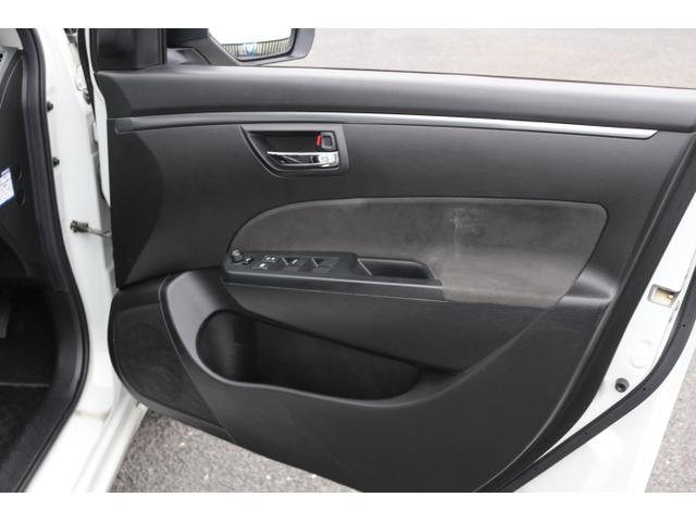 スイフト スタイル メモリーナビ バックカメラ ETC クルコン メモリーナビ バックカメラ ETC ブルートゥースオーディオ キーレスプッシュスタート 前席シートヒーター クルーズコントロール VDC パドルシフト(30枚目)