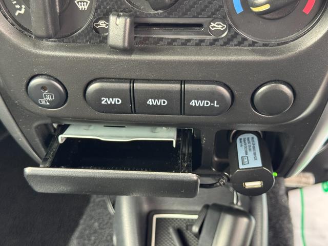 ジムニー ＸＣ　禁煙車　８型　５ＭＴ　ナビ　前後ドラレコ　社外１６インチ　ヘッドライトＬＥＤバルブ変更済（9枚目）