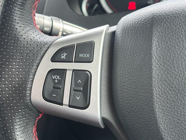 スイフトスポーツ ベースグレード ベースグレード(5名) 1オーナー禁煙車 1型 6速MT ディスチャージヘッドランプ装着車 イクリプスナビAVN-Z02i バックカメラ コムテック前後ドラレコ ETC(7枚目)