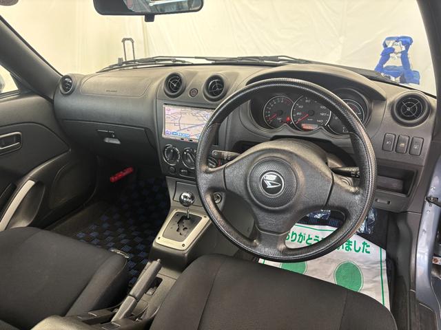 コペン アクティブトップ 4AT HDDナビ 地デジ HIDヘッドライト 15インチWORKアルミ 2023年タイヤ(4枚目)