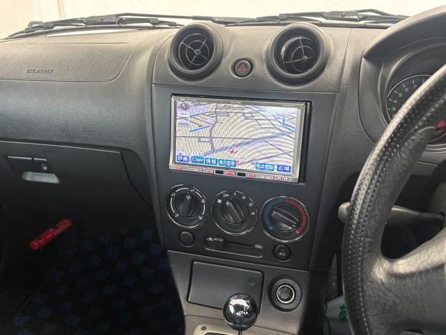 コペン アクティブトップ 4AT HDDナビ 地デジ HIDヘッドライト 15インチWORKアルミ 2023年タイヤ(9枚目)