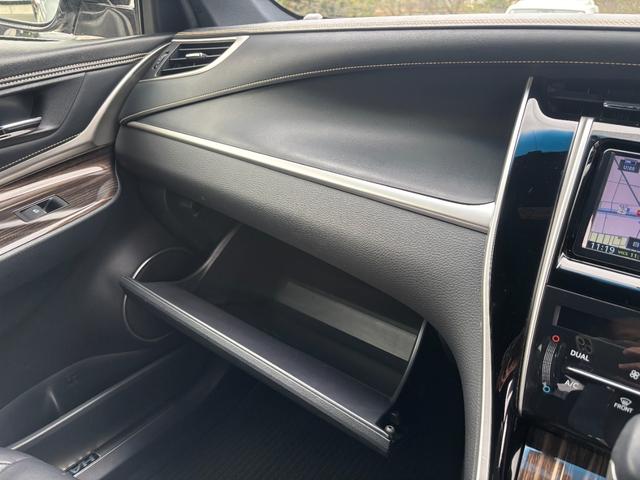 ハリアー エレガンス　禁煙車　ケンウッドナビＭＤＶ－Ｄ７１１Ｗ　バックカメラ　ＫＥＩＹＯ前後ドラレコ　ＥＴＣ　ＬＥＤライト（20枚目）