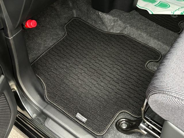 ムーヴ ＲＳ　１オーナー禁煙車　４ＷＤターボ　コンフォータブルパック　アナザースタイルパック　ダンディスポーツプラン　９型スマホ連動ディスプレイオーディオ　連動前後ドラレコ　ＥＴＣ２．０　ファイコネ車高調（19枚目）