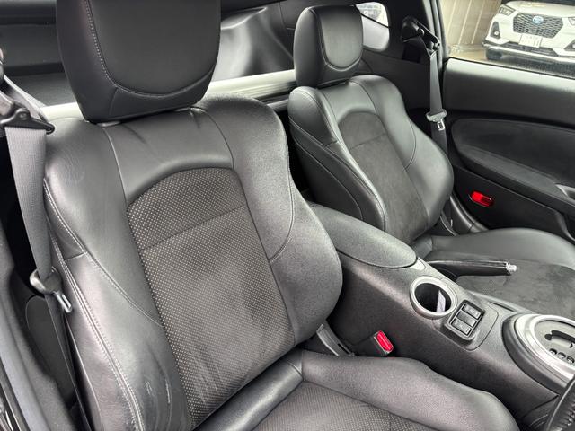 フェアレディZ バージョンT 7AT カーウイングスナビ 2022年地図更新 バックカメラ ETC スマートキー×2 HID BOSEサウンド 純正AW18インチ ヨコハマタイヤ2019年 2015年〜2023年整備記録簿有(18枚目)