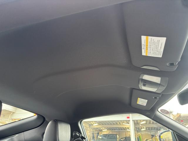 フェアレディZ バージョンT 7AT カーウイングスナビ 2022年地図更新 バックカメラ ETC スマートキー×2 HID BOSEサウンド 純正AW18インチ ヨコハマタイヤ2019年 2015年〜2023年整備記録簿有(25枚目)